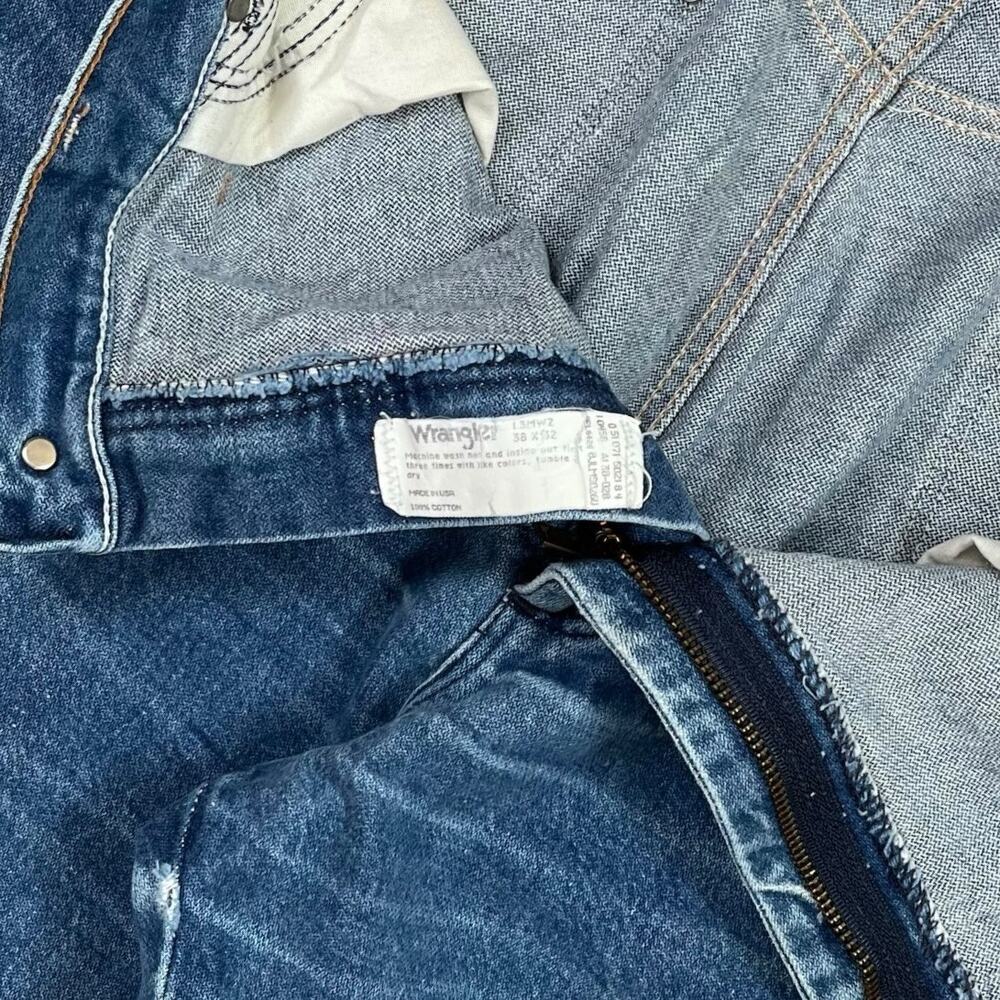 Vintage 90s Wrangler Jeans 38x32 Regular Straight Leg Fit Paint Made in USA - Picture 4 of 5